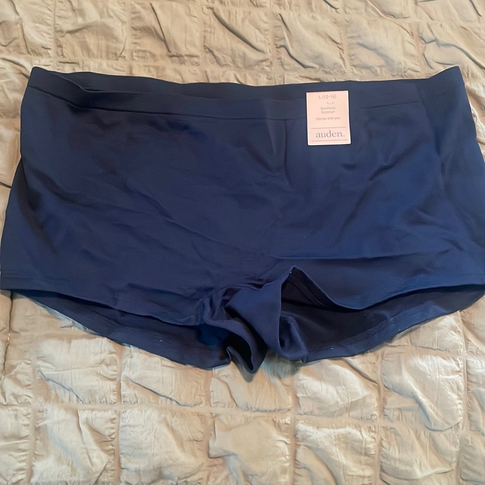 Women’s boyshort panties